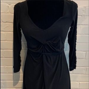 Women’s S Motherhood black dress knee length